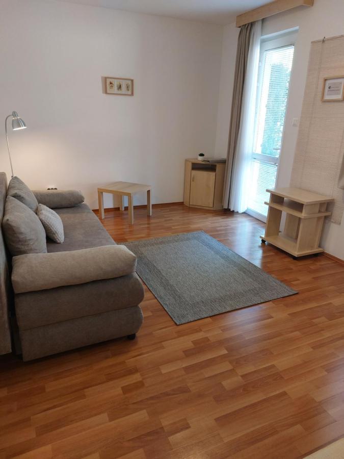 Myrelax Apartment - ไฮจ์ดุสโซบอสโล ภายนอก รูปภาพ