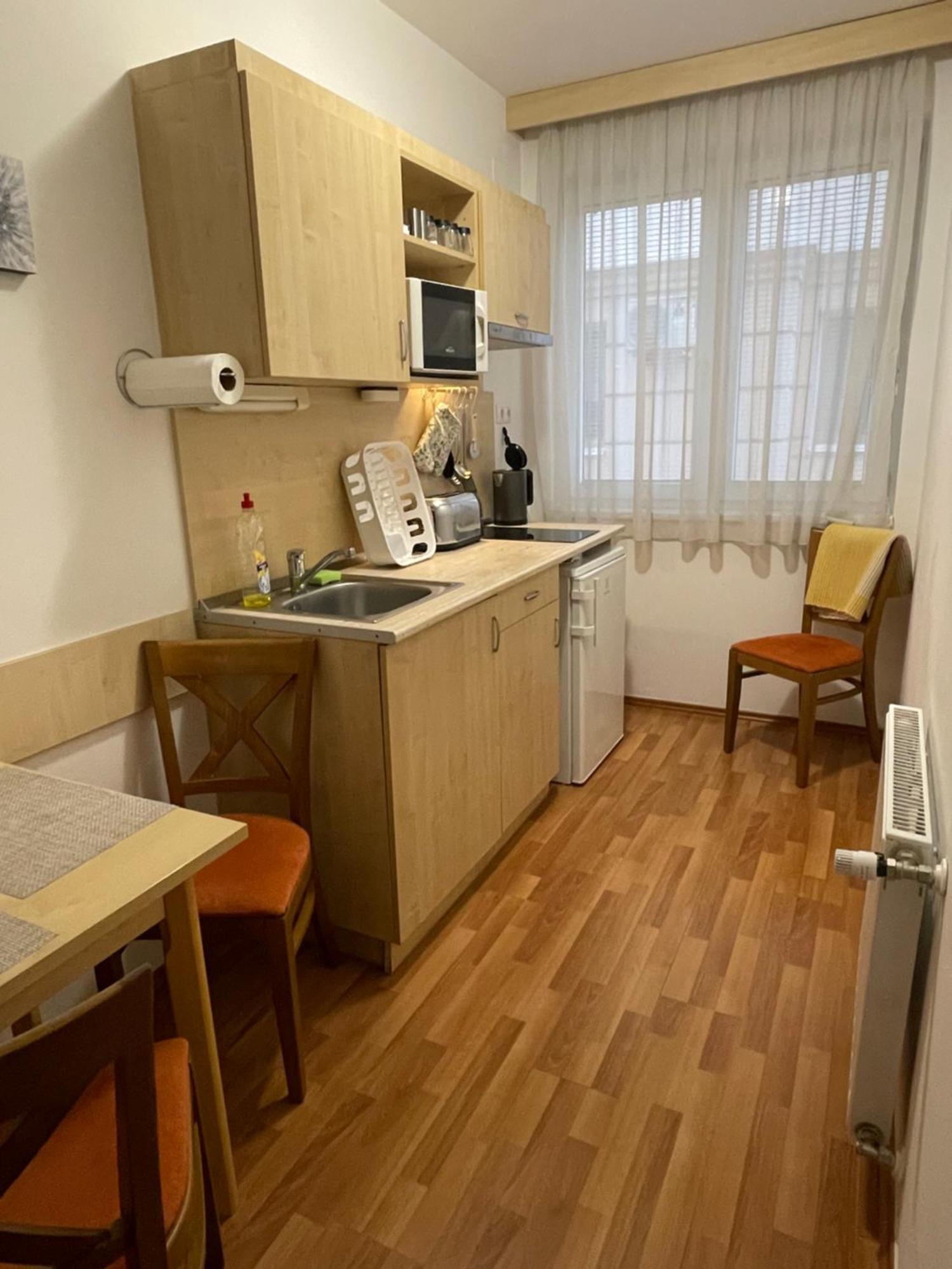Myrelax Apartment - ไฮจ์ดุสโซบอสโล ภายนอก รูปภาพ